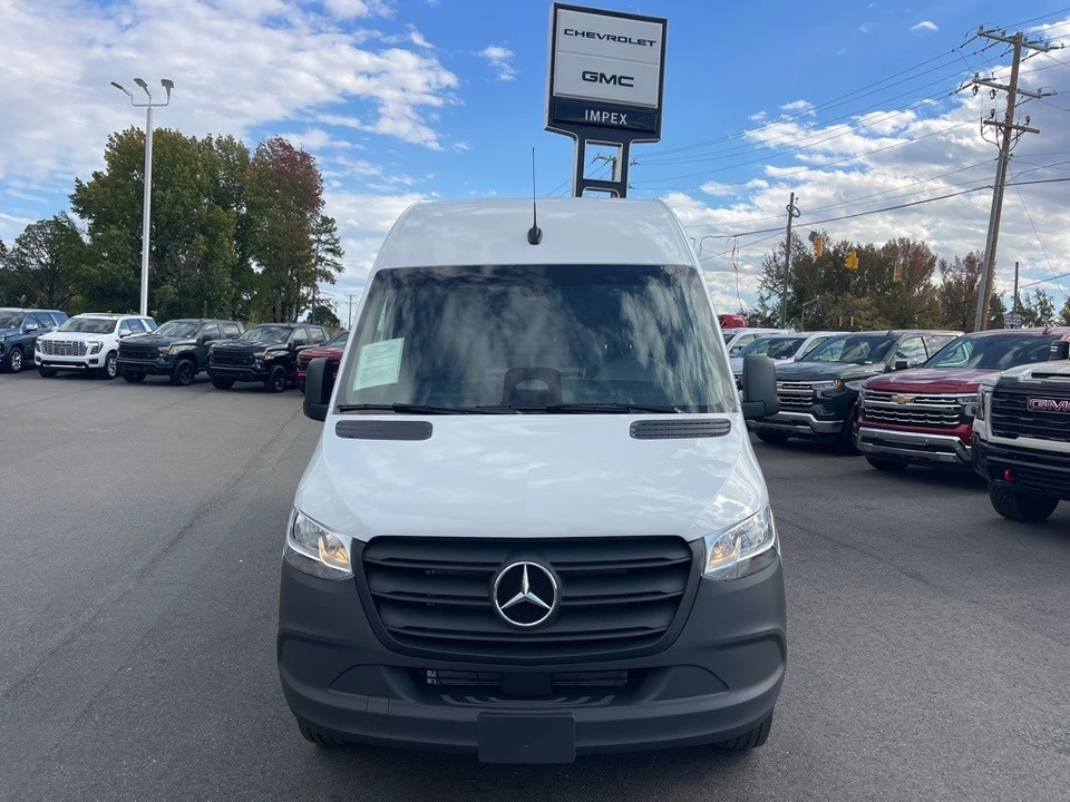 2025 Mercedes-Benz VS30 Sprinter - Image 8 of 12