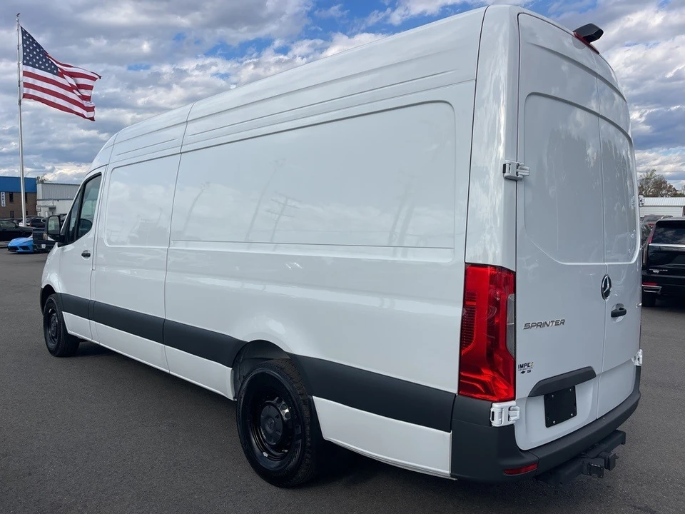 2025 Mercedes-Benz VS30 Sprinter - Image 3 of 12