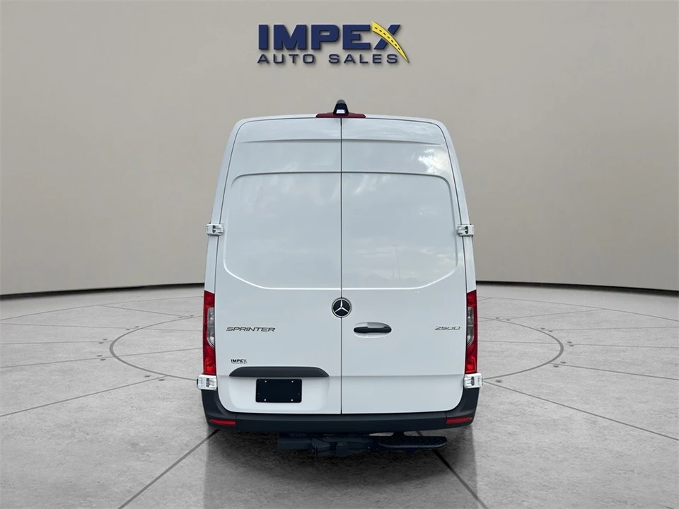 2025 Mercedes-Benz VS30 Sprinter - Image 4 of 12