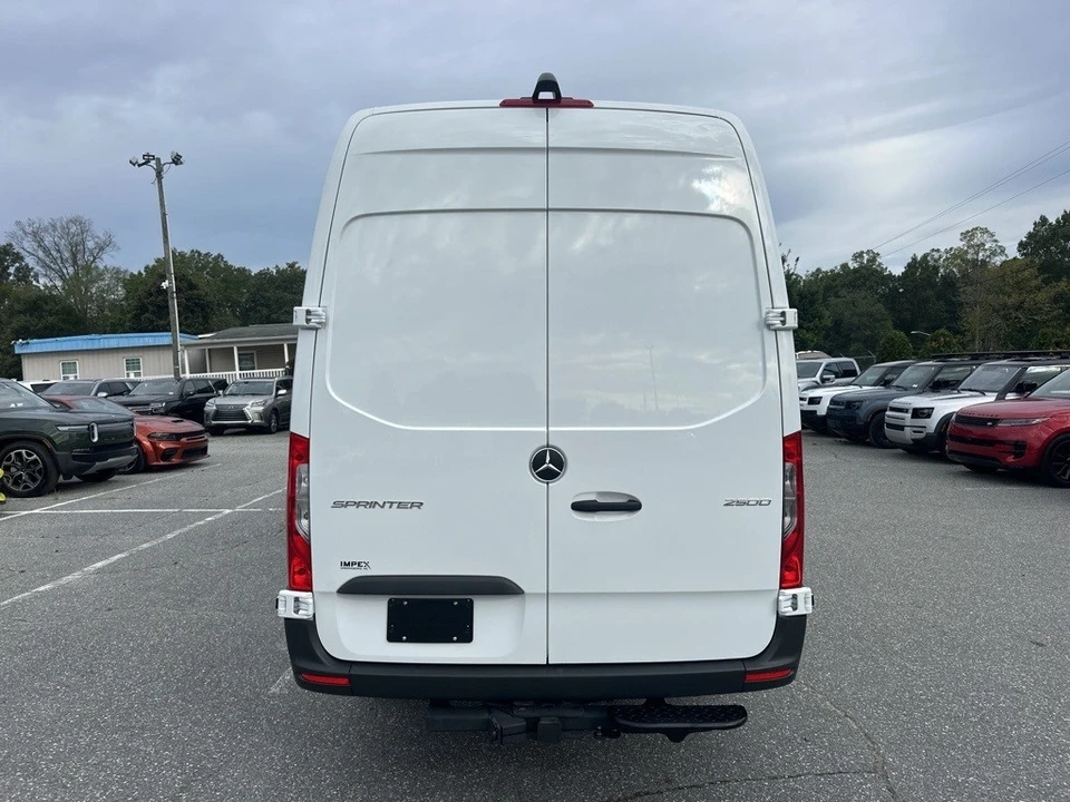 2025 Mercedes-Benz VS30 Sprinter - Image 4 of 12