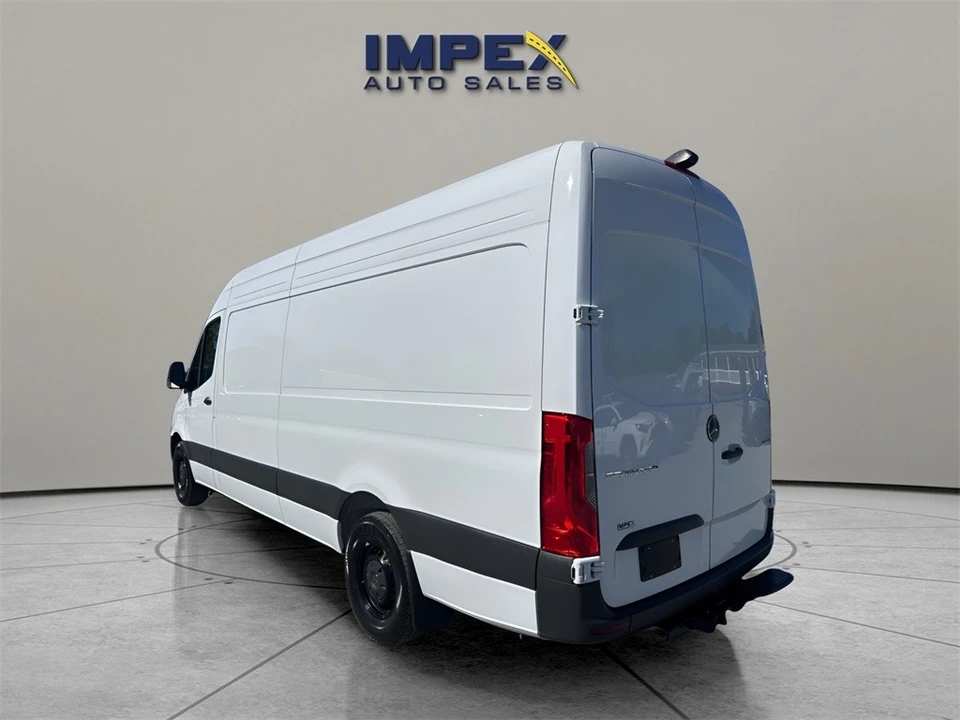 2025 Mercedes-Benz VS30 Sprinter - Image 3 of 12