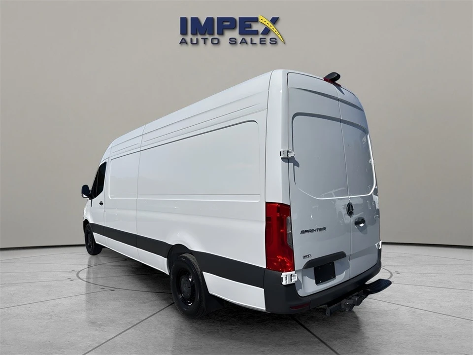 2025 Mercedes-Benz VS30 Sprinter - Image 3 of 12