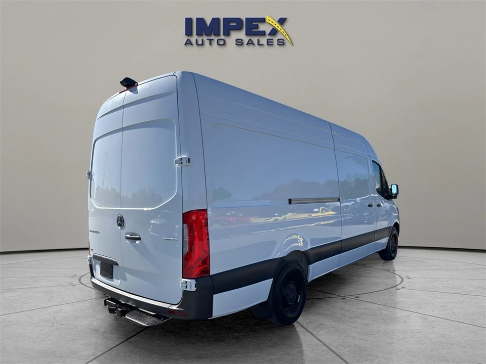 2025 Mercedes-Benz VS30 Sprinter - Image 5 of 12
