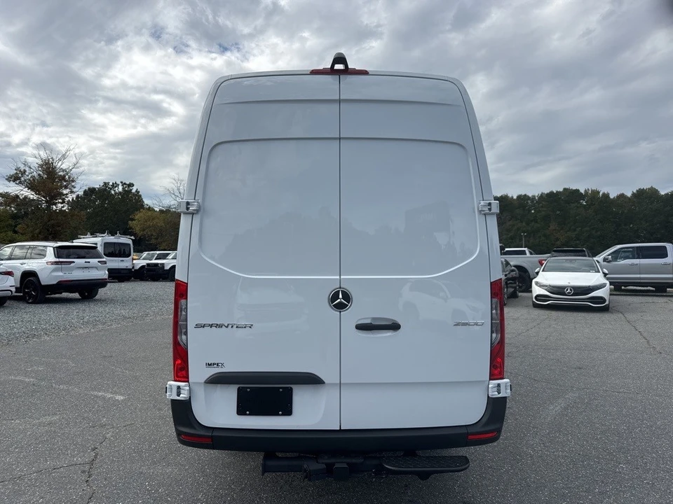 2025 Mercedes-Benz VS30 Sprinter - Image 4 of 12