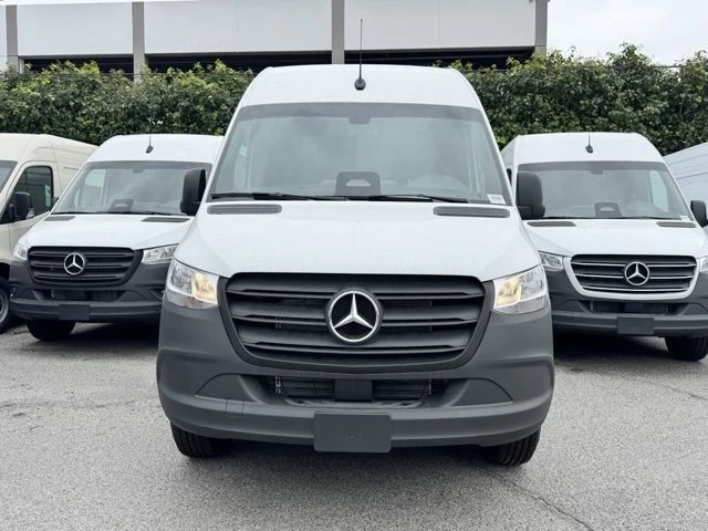 2025 Mercedes-Benz VS30 Sprinter - Image 2 of 12