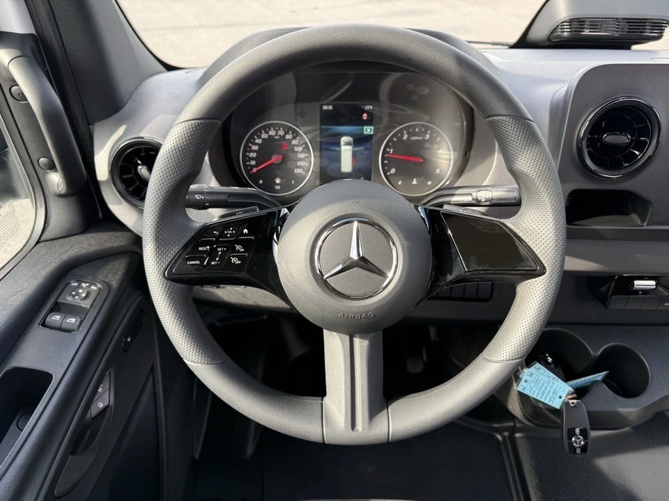 2025 Mercedes-Benz VS30 Sprinter - Image 12 of 12