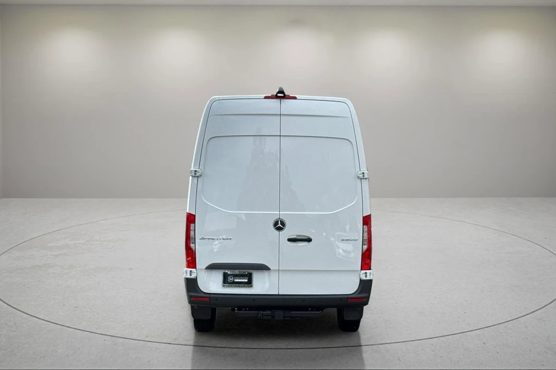 2025 Mercedes-Benz VS30 Sprinter - Image 5 of 12