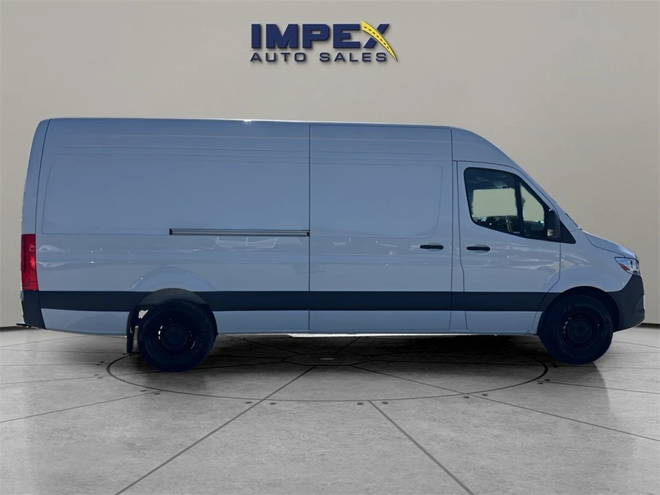 2025 Mercedes-Benz VS30 Sprinter - Image 6 of 12
