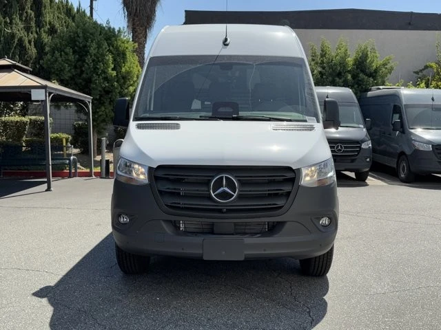 2025 Mercedes-Benz VS30 Sprinter - Image 6 of 12