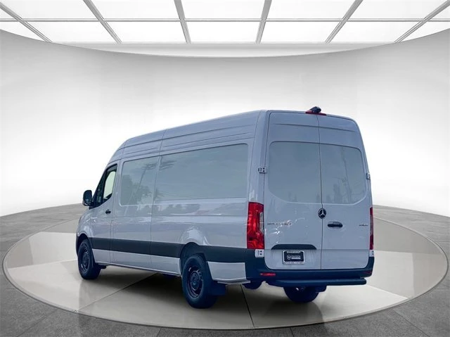 2025 Mercedes-Benz VS30 Sprinter - Image 2 of 12