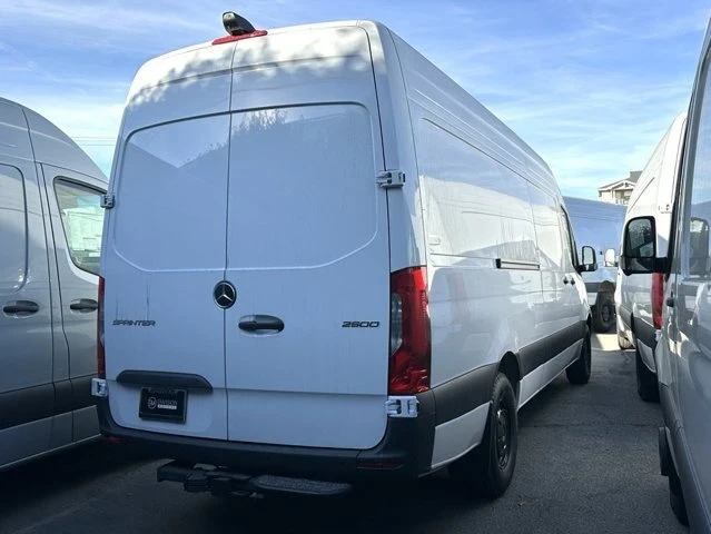 2025 Mercedes-Benz VS30 Sprinter - Image 9 of 12