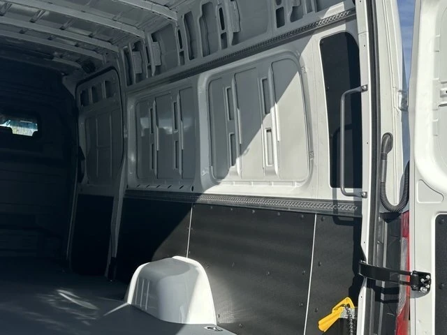 2025 Mercedes-Benz VS30 Sprinter - Image 12 of 12