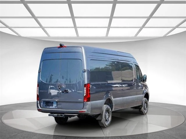 2025 Mercedes-Benz VS30 Sprinter - Image 4 of 12