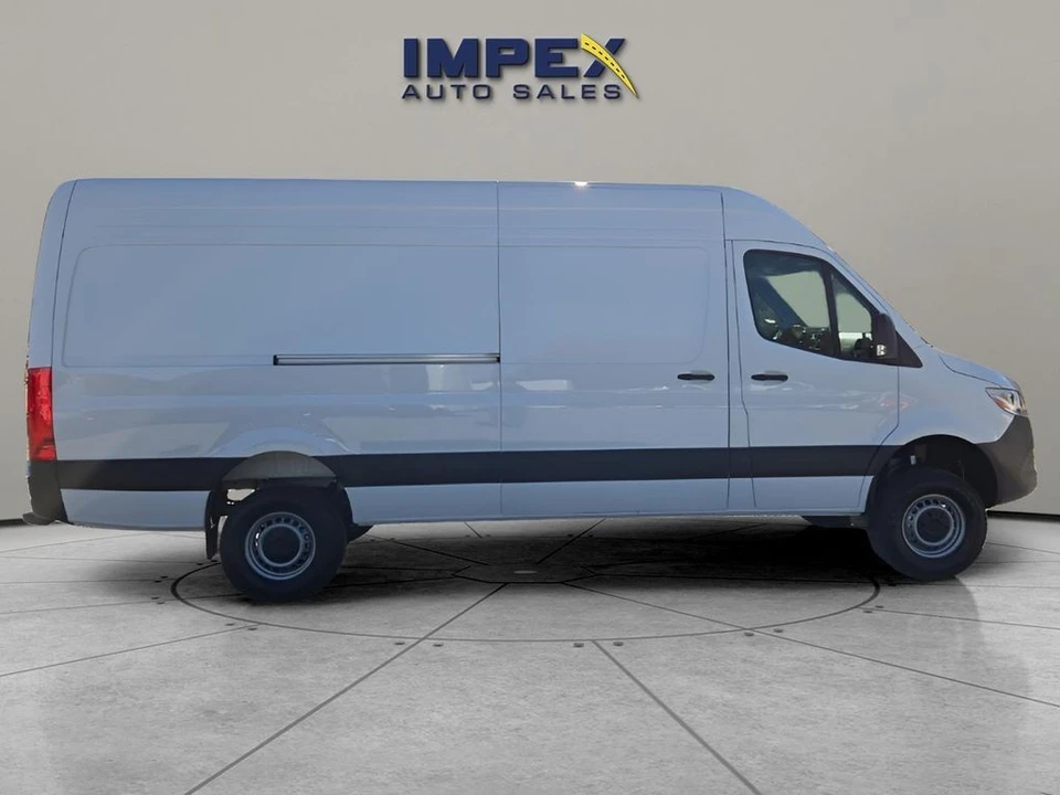 2025 Mercedes-Benz VS30 Sprinter - Image 6 of 12