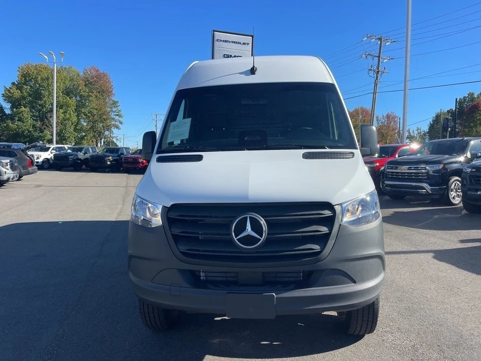 2025 Mercedes-Benz VS30 Sprinter - Image 8 of 12