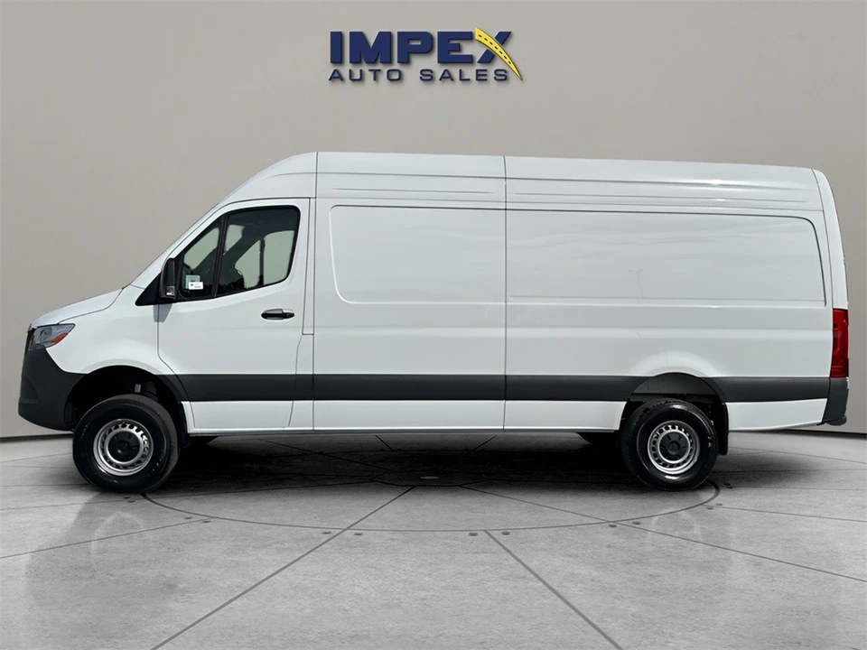 2025 Mercedes-Benz VS30 Sprinter - Image 2 of 12