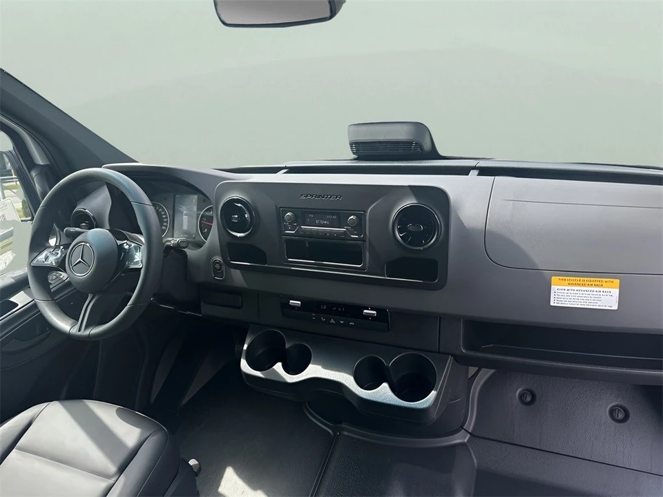 2025 Mercedes-Benz VS30 Sprinter - Image 11 of 12