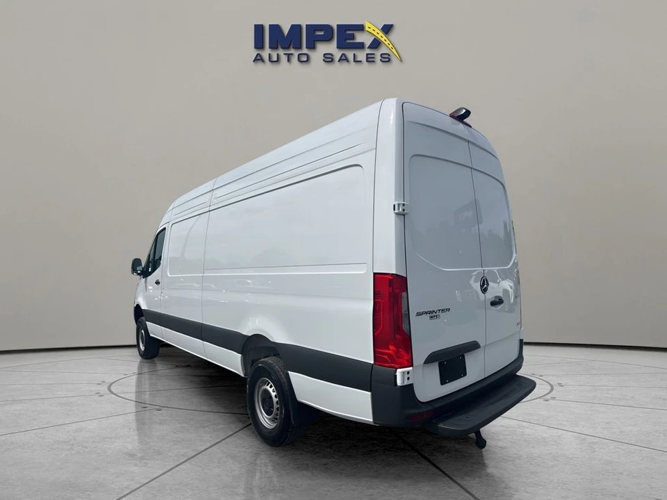 2025 Mercedes-Benz VS30 Sprinter - Image 3 of 12