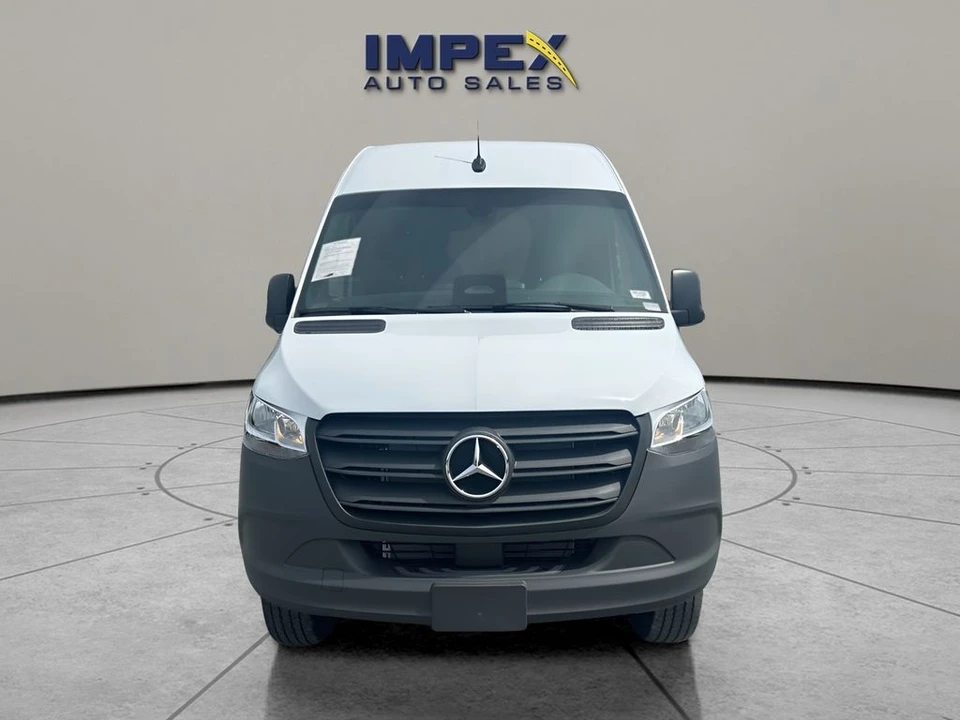 2025 Mercedes-Benz VS30 Sprinter - Image 8 of 12