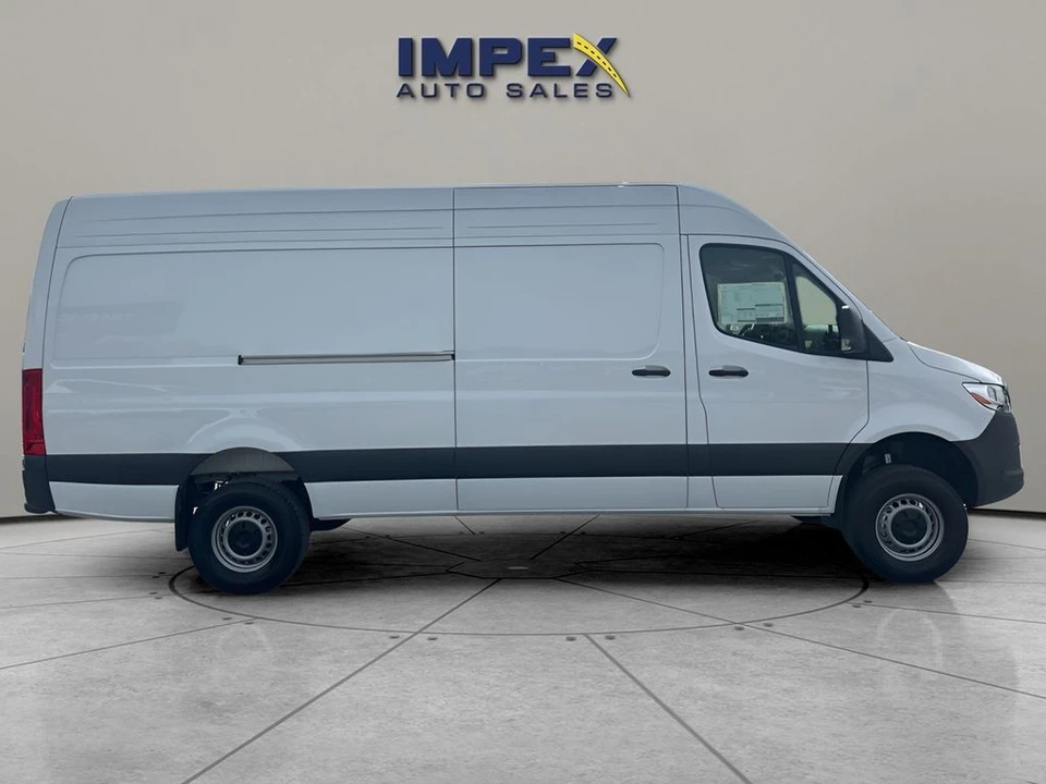 2025 Mercedes-Benz VS30 Sprinter - Image 6 of 12
