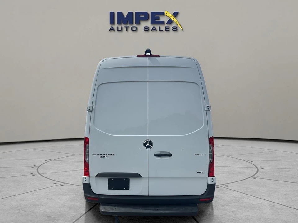 2025 Mercedes-Benz VS30 Sprinter - Image 4 of 12