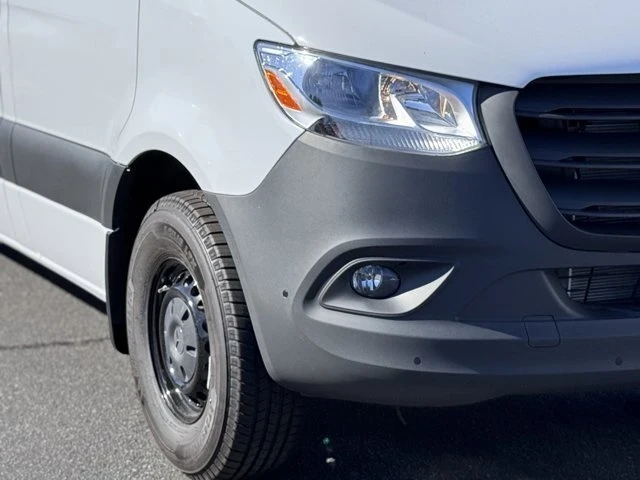 2025 Mercedes-Benz VS30 Sprinter - Image 3 of 12