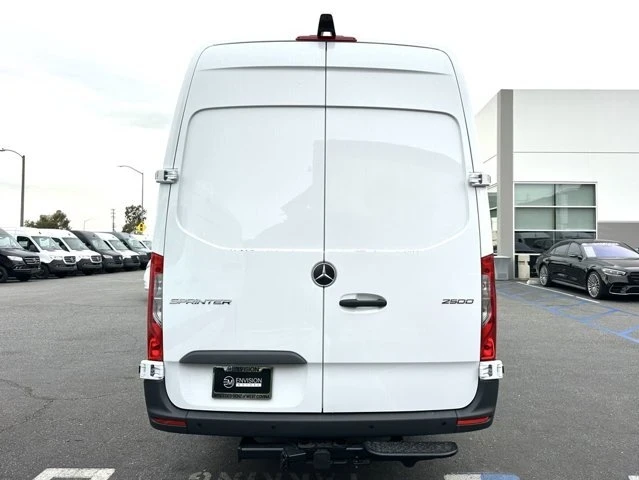 2025 Mercedes-Benz VS30 Sprinter - Image 7 of 12