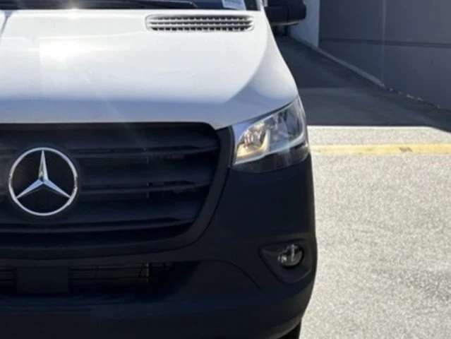 2025 Mercedes-Benz VS30 Sprinter - Image 5 of 12