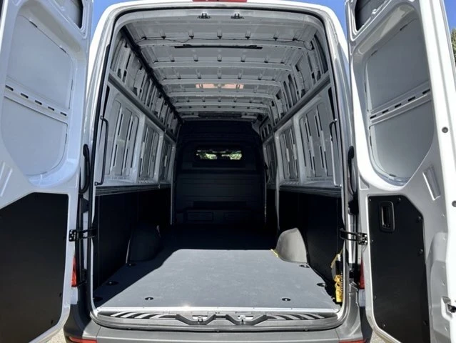 2025 Mercedes-Benz VS30 Sprinter - Image 12 of 12