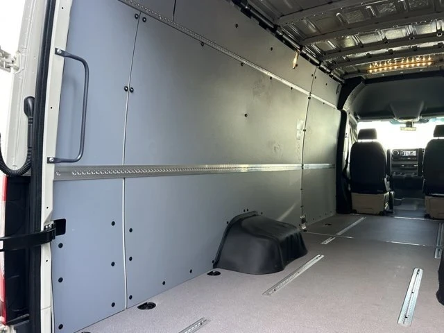 2025 Mercedes-Benz VS30 Sprinter - Image 11 of 12