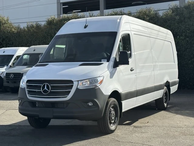 2025 Mercedes-Benz VS30 Sprinter - Image 6 of 12