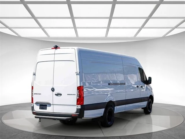 2025 Mercedes-Benz VS30 Sprinter - Image 4 of 12