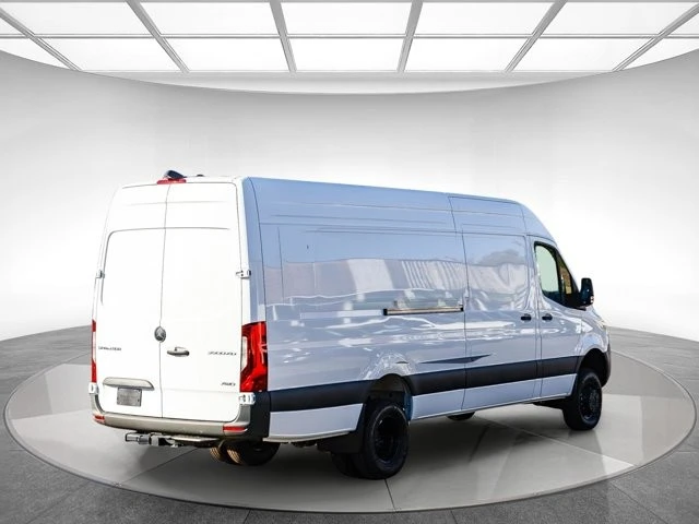 2025 Mercedes-Benz VS30 Sprinter - Image 4 of 12