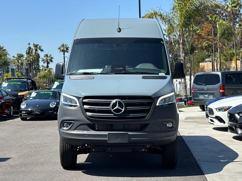 2025 Mercedes-Benz VS30 Sprinter - Image 8 of 12