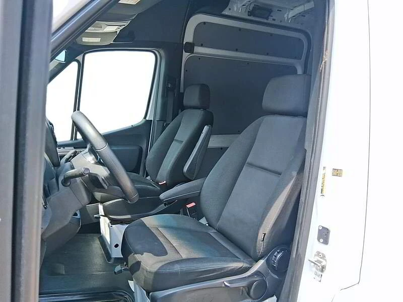 2025 Mercedes-Benz VS30 Sprinter - Image 8 of 16