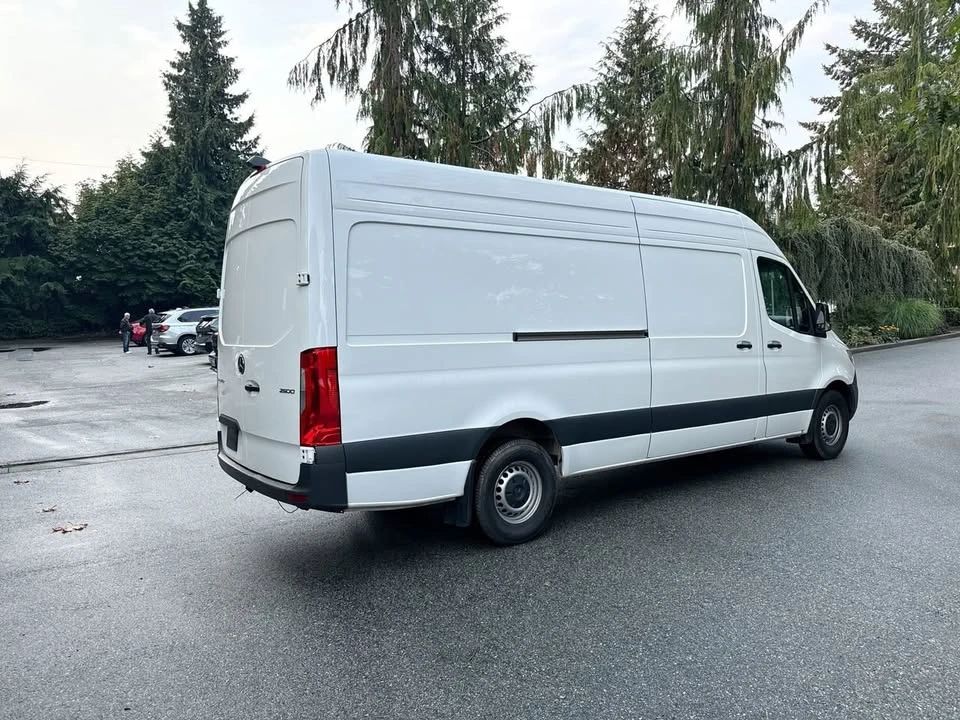 2025 Mercedes-Benz VS30 Sprinter - Image 7 of 16