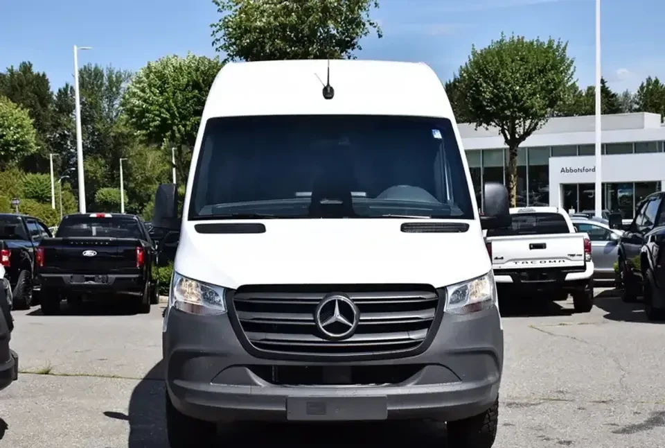 2025 Mercedes-Benz VS30 Sprinter - Image 6 of 20
