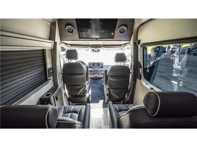 2025 Mercedes-Benz VS30 Sprinter - Image 19 of 21
