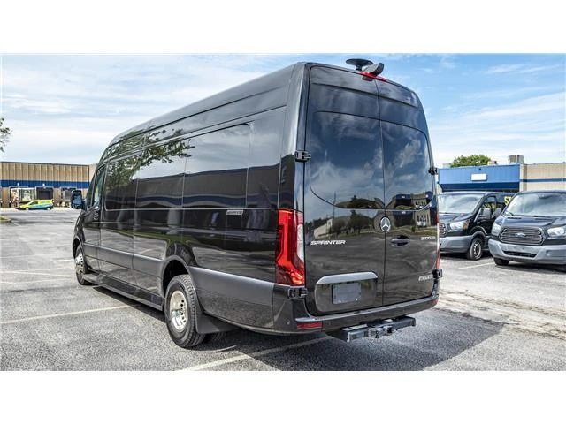 2025 Mercedes-Benz VS30 Sprinter - Image 7 of 21