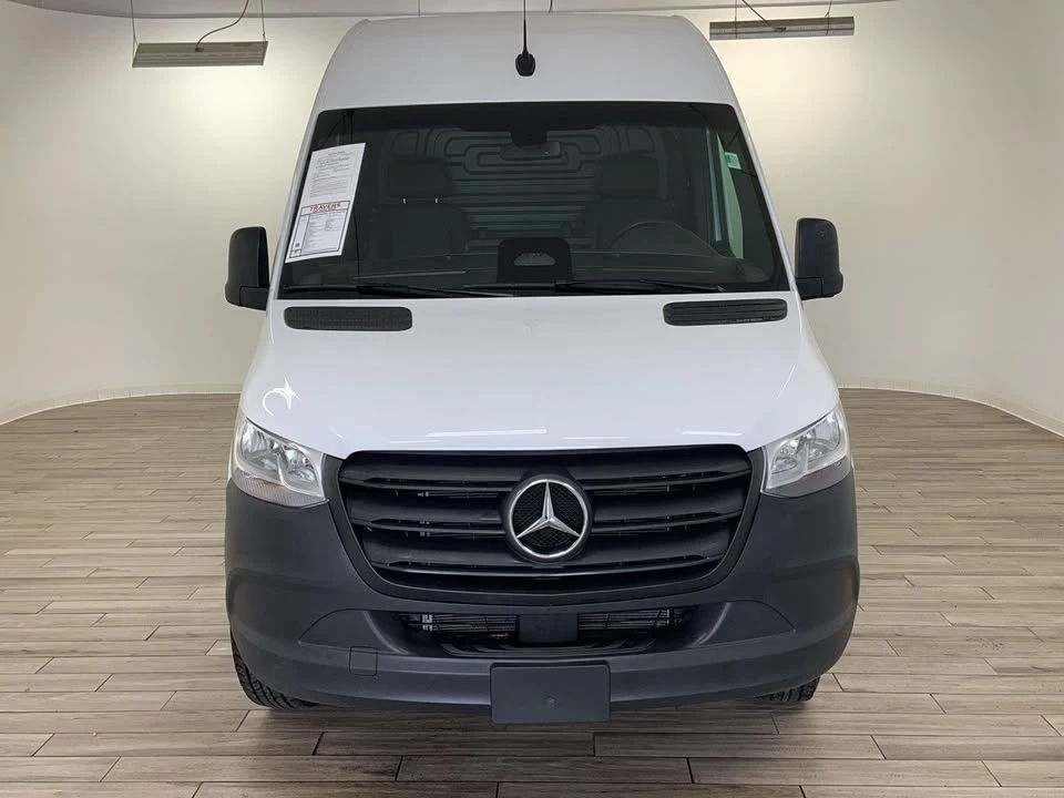 2025 Mercedes-Benz VS30 Sprinter - Image 2 of 20