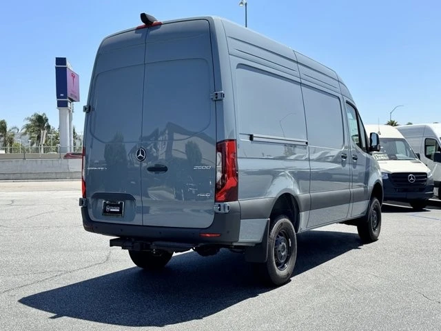 2025 Mercedes-Benz VS30 Sprinter - Image 10 of 12