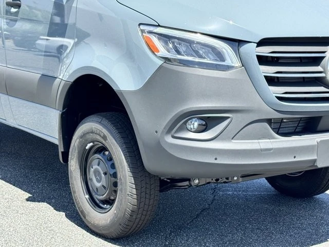 2025 Mercedes-Benz VS30 Sprinter - Image 4 of 12