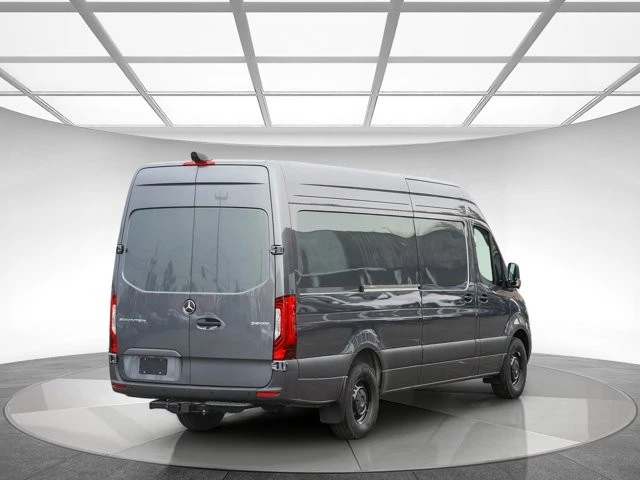 2025 Mercedes-Benz VS30 Sprinter - Image 4 of 12