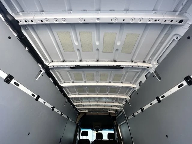 2025 Mercedes-Benz VS30 Sprinter - Image 11 of 12