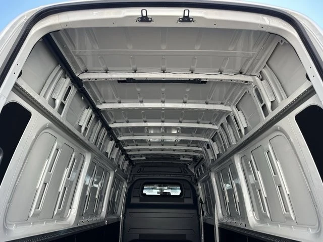 2025 Mercedes-Benz VS30 Sprinter - Image 12 of 12