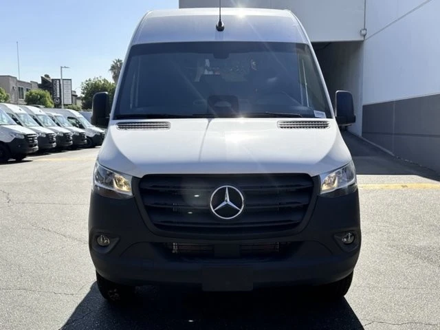 2025 Mercedes-Benz VS30 Sprinter - Image 4 of 12