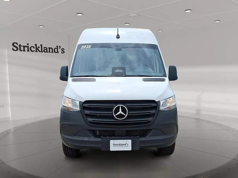 2025 Mercedes-Benz VS30 Sprinter - Image 2 of 16