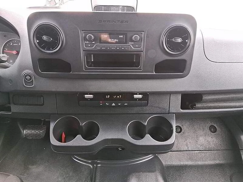 2025 Mercedes-Benz VS30 Sprinter - Image 14 of 16