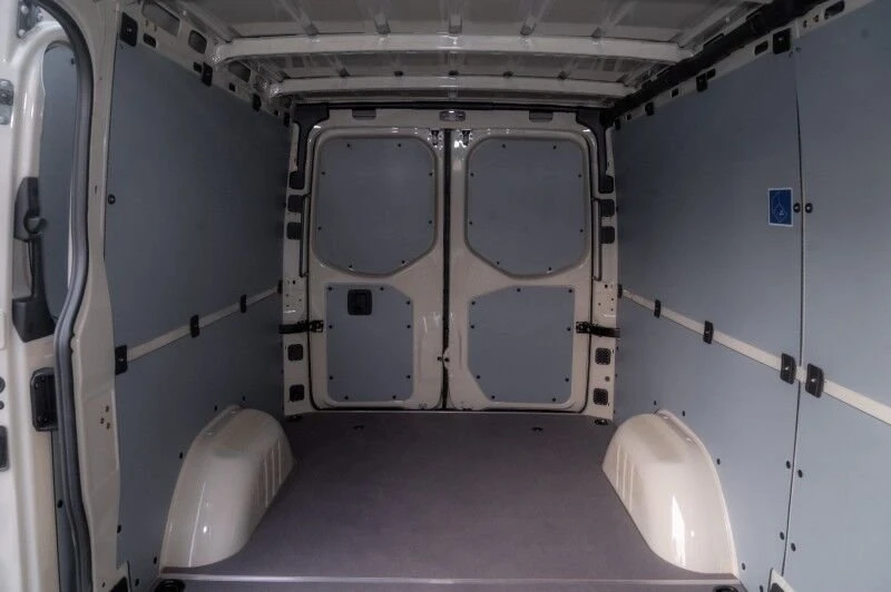 2025 Mercedes-Benz VS30 Sprinter - Image 12 of 20