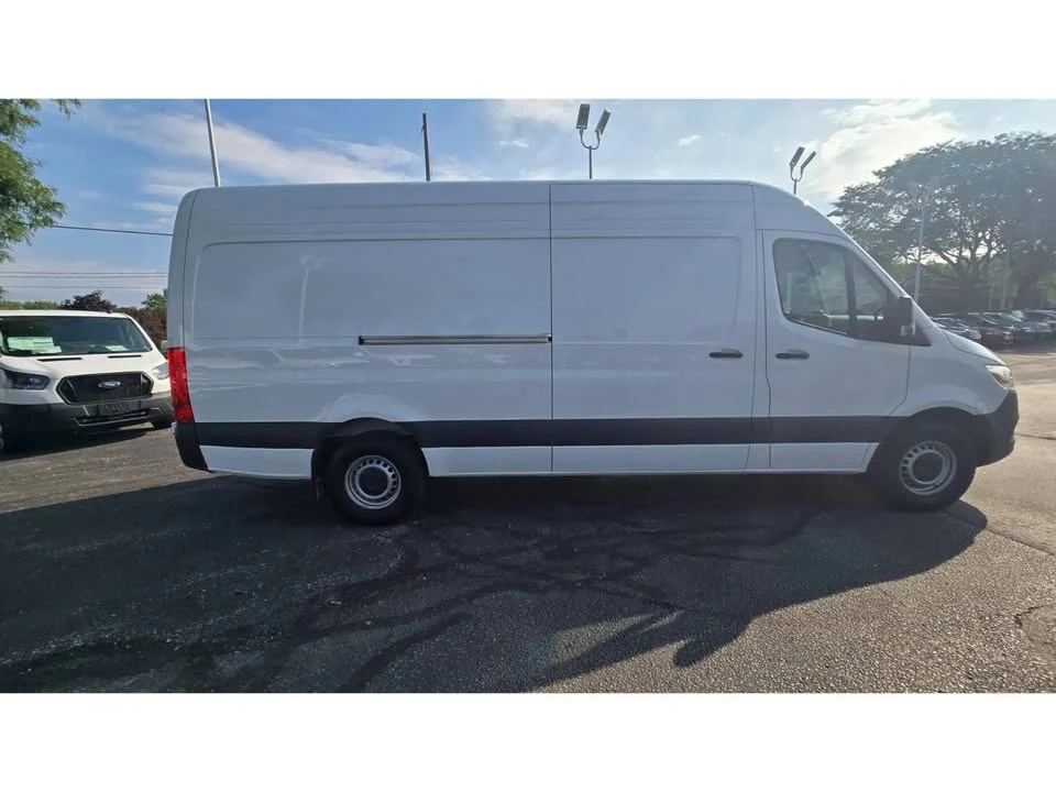 2025 Mercedes-Benz VS30 Sprinter - Image 7 of 20